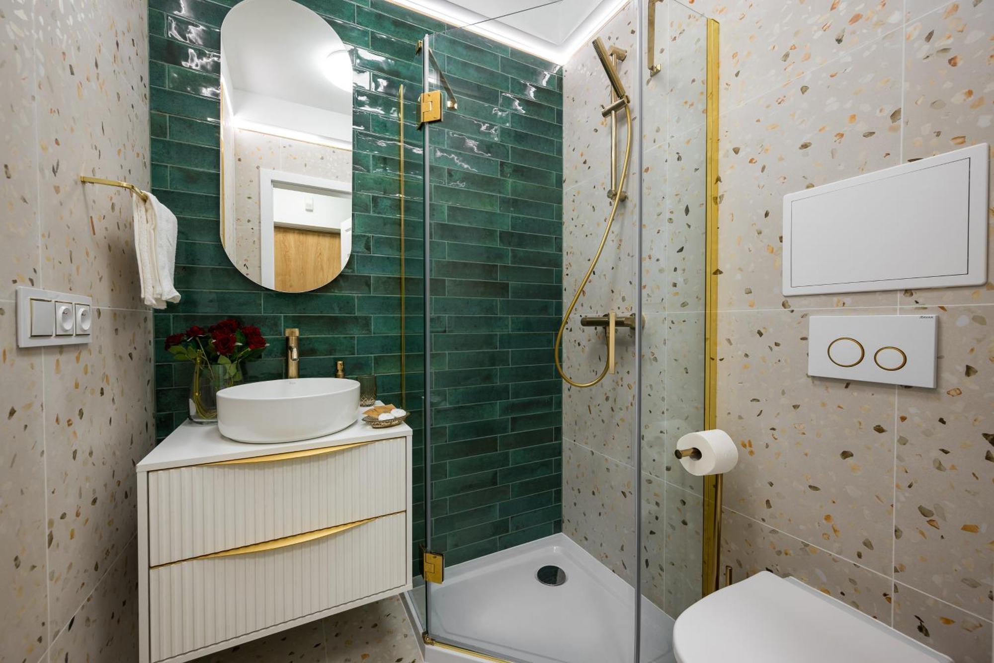 Lovely Downtown Studio At Most Lively Hoza Street, Discover Warsaw On Foot Exteriör bild